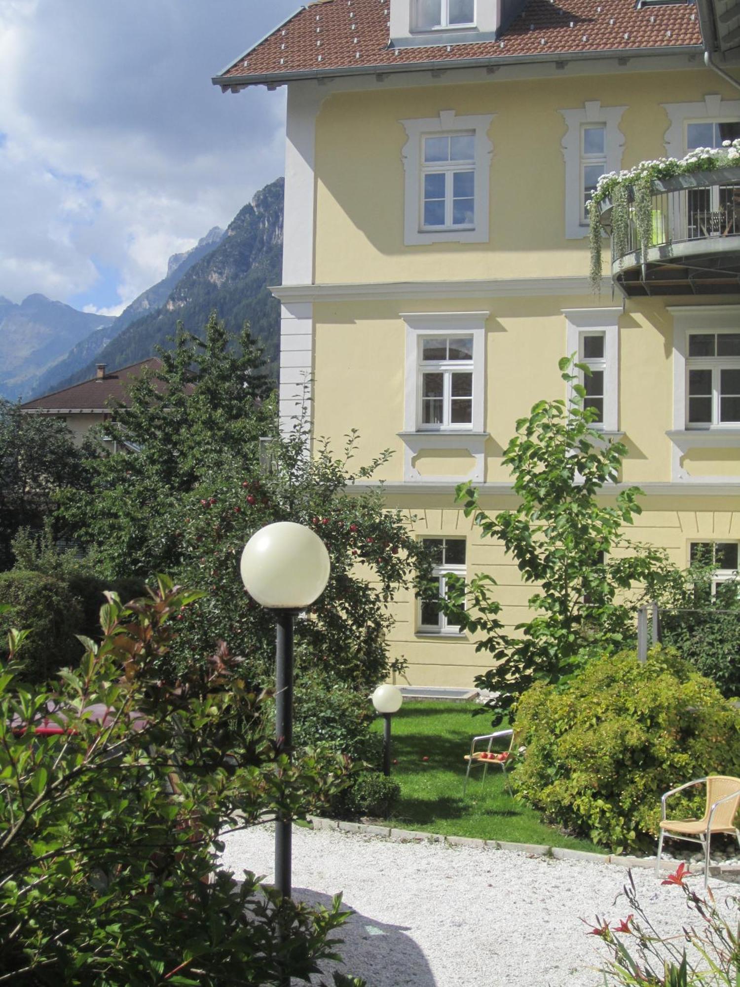 Residence Zum Theater Colle Isarco Exterior foto