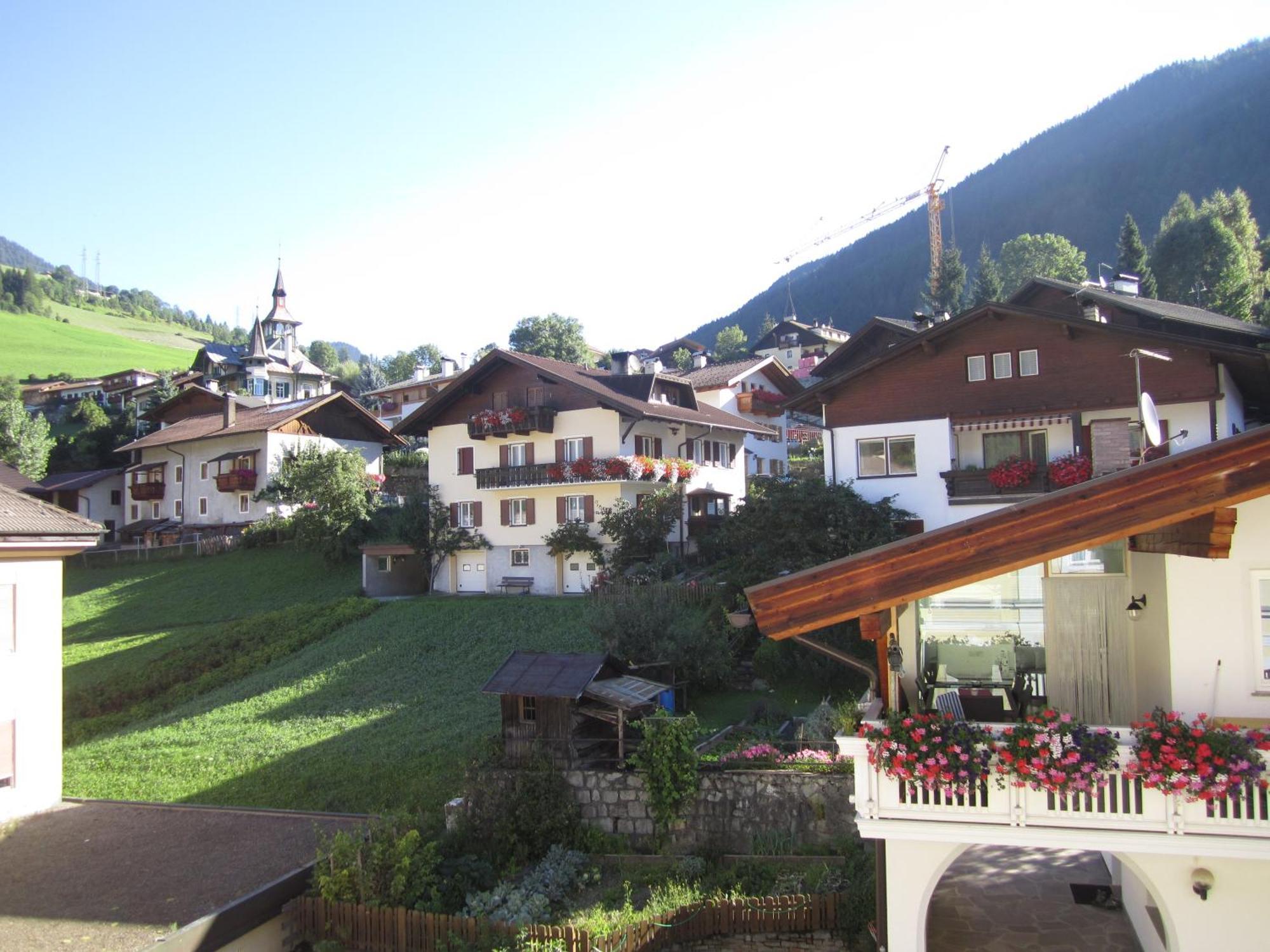 Residence Zum Theater Colle Isarco Exterior foto